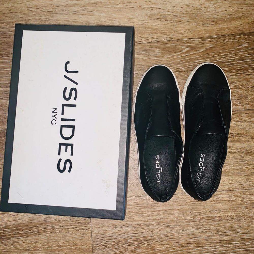 J SLIDES black ‘Alara’ shoes